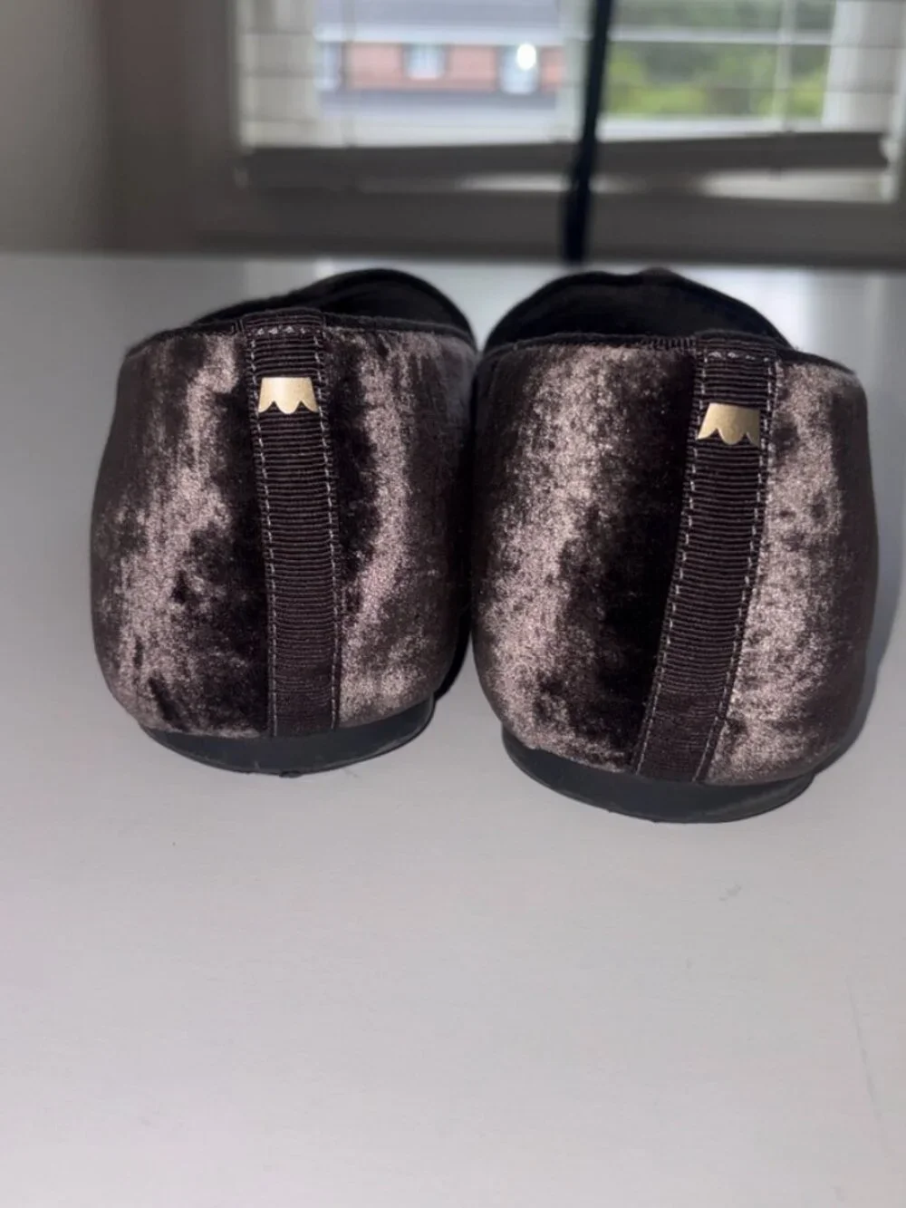 Birdies Slip-On Loafers Men's size 12 Espresso Brown Dark Classic Velvet